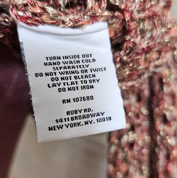 Ruby Rd. Knit Sweater. Size Medium. - Picture 11 of 11